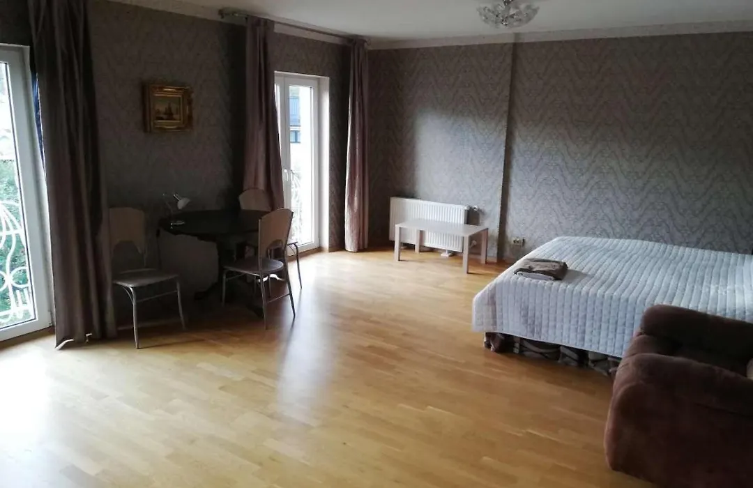 Oti Guesthouse-1